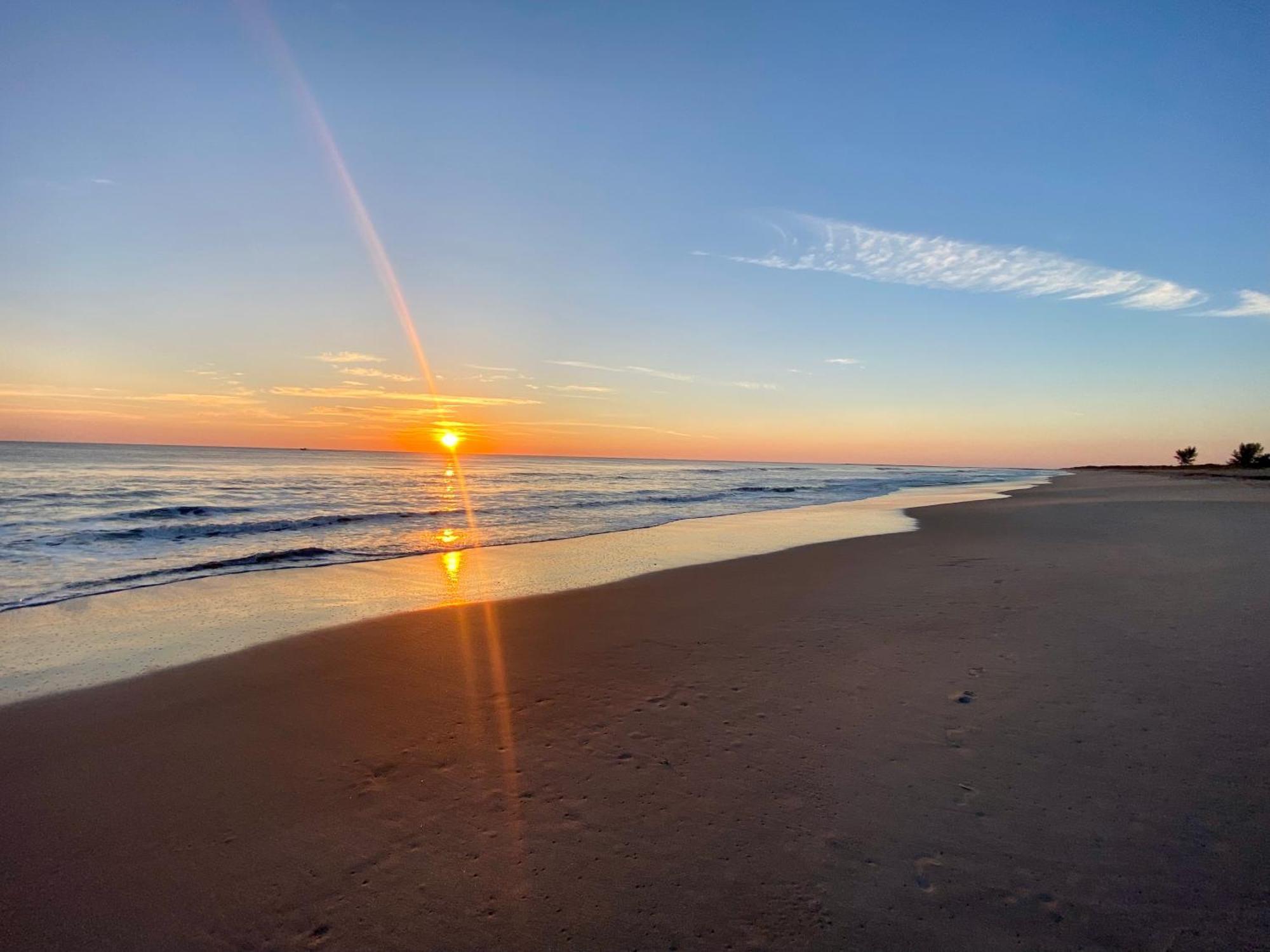 Sandy Shores - 2Br Beach Getaway And Surf Spot Fort Pierce Buitenkant foto